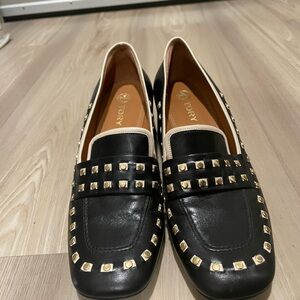 Tory Burch Black and Cream with Gold Studs